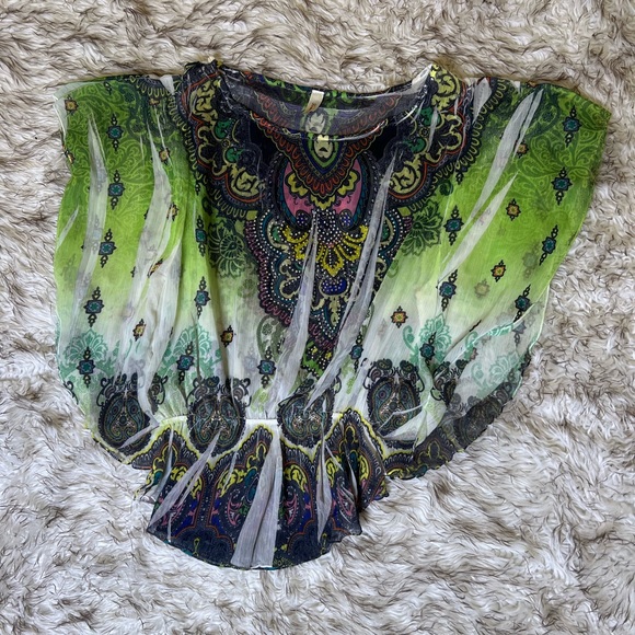 Flowy Vibrant Top - Picture 2 of 2